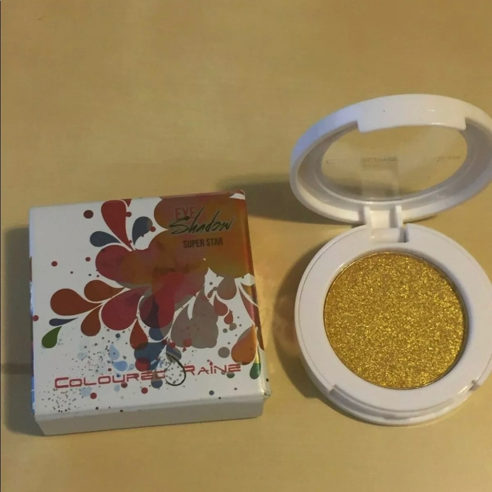 COLOURED RAINE Cosmetics  Eyeshadow Supe…